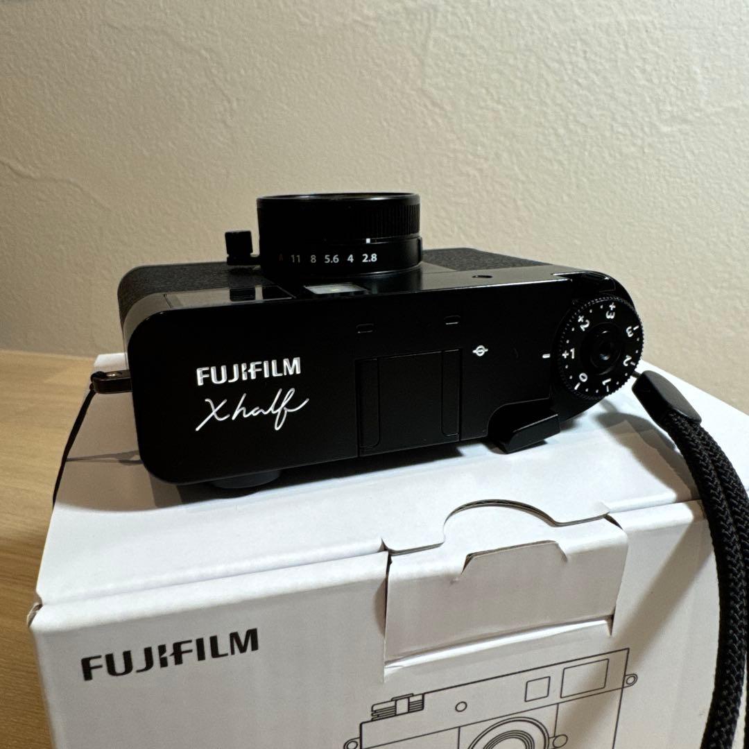 FUJIFILM Xhalf ミラーレス一眼 カメラ 本体