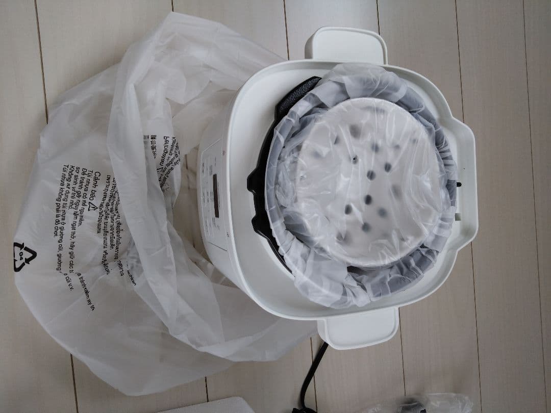 電気圧力鍋　炊飯器　IRISOHYAMA