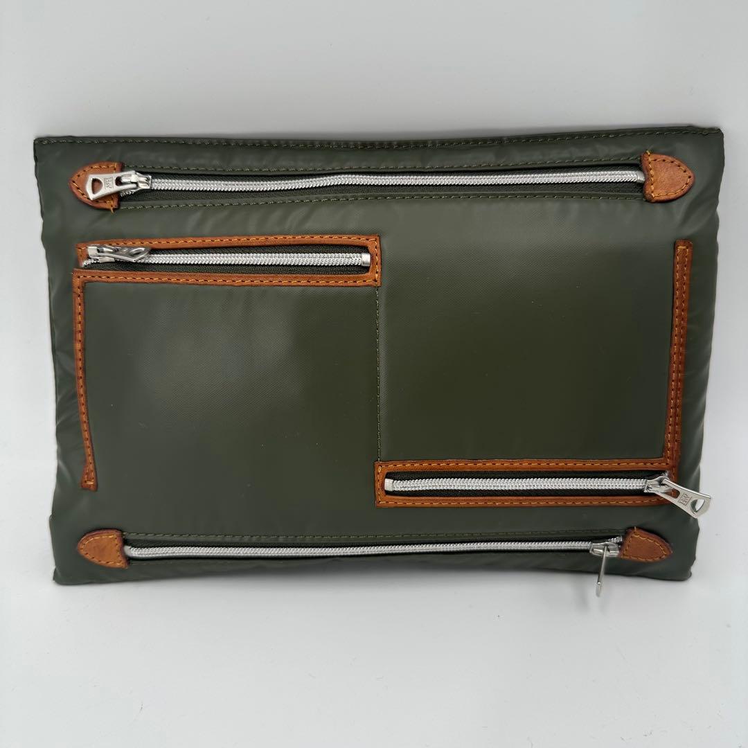 美品 希少　ハンティングワールド オフロードライン マルチポーチ　緑　カーキ