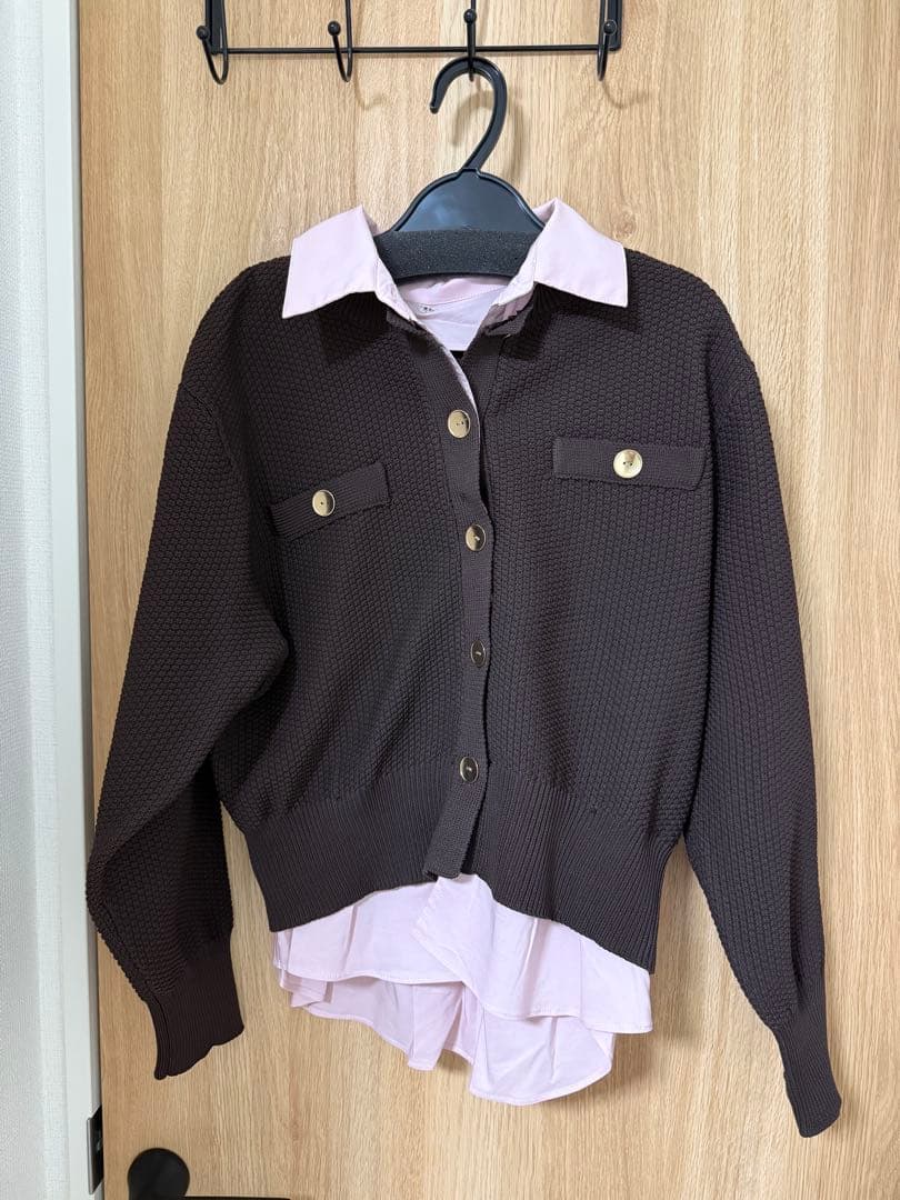 【美品】ジャスグリッティー 金ボタン ニットカーディガン ブラウン