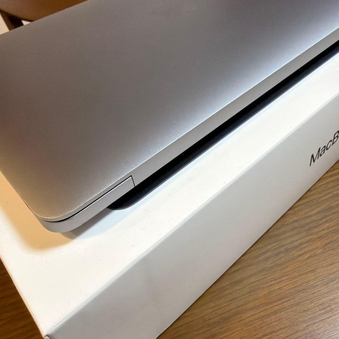 MacBook Pro M1 13inch 16GB 2TB バッテリー87%