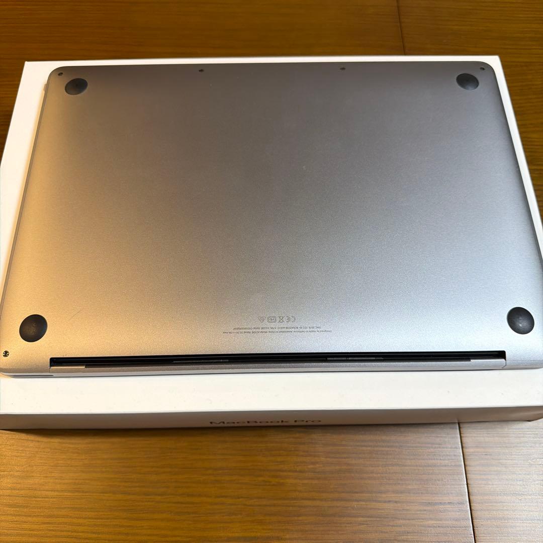 MacBook Pro M1 13inch 16GB 2TB バッテリー87%