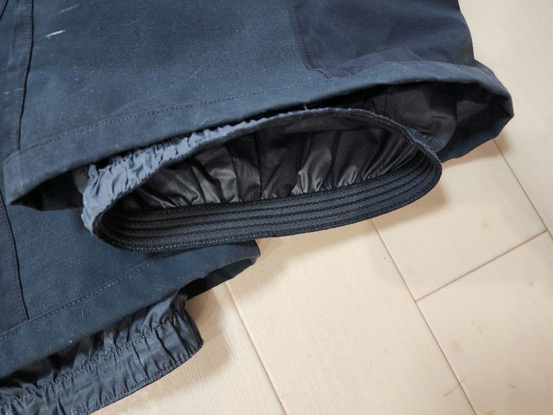 DAKINE ビブパンツ GORE-TEX スノーボードウェア 女性Lサイズ