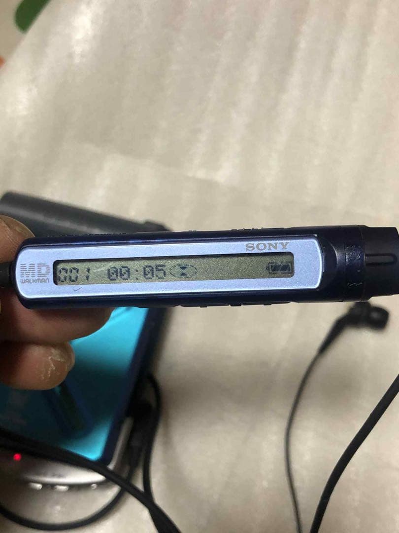 SONY　ソニー　MZ-E44グリーン　ポータブルMDプレーヤー