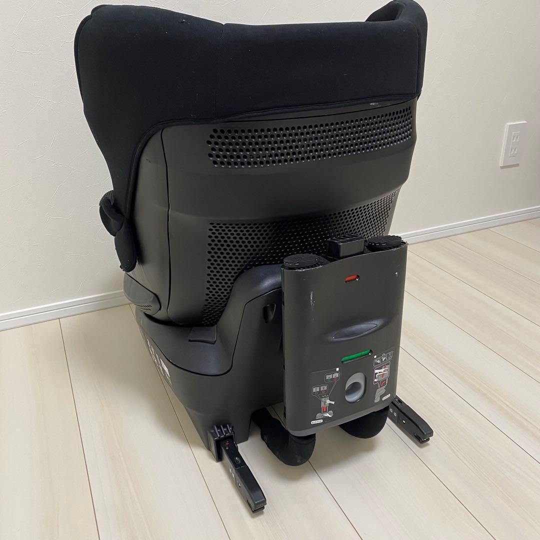 エールベベ クルットR ST ブラック 回転式 チャイルドシート ISOFIX