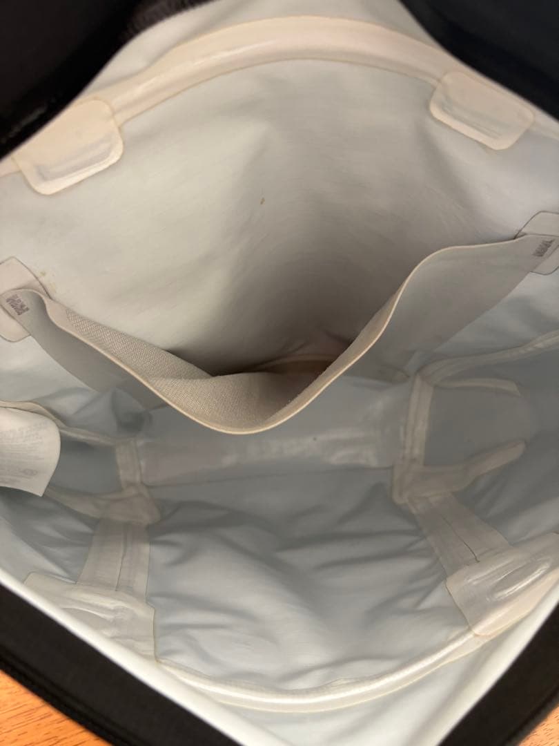 Arc'teryx グランヴィルショルダーバッグ ブラック