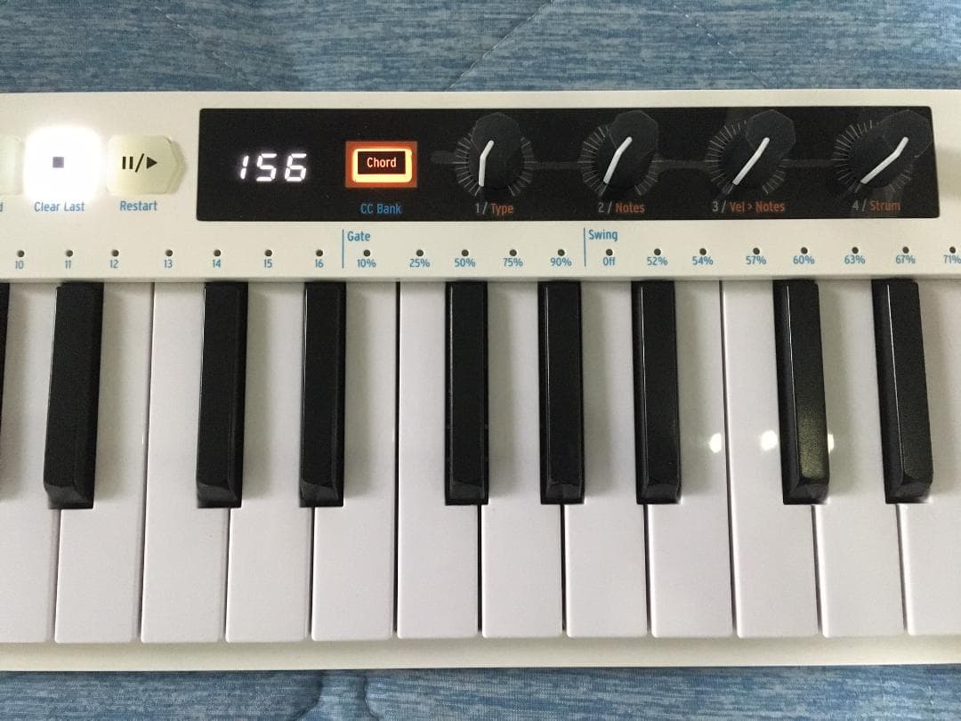 ARTURIA KEYSTEP 37 ホワイト MIDIキーボード