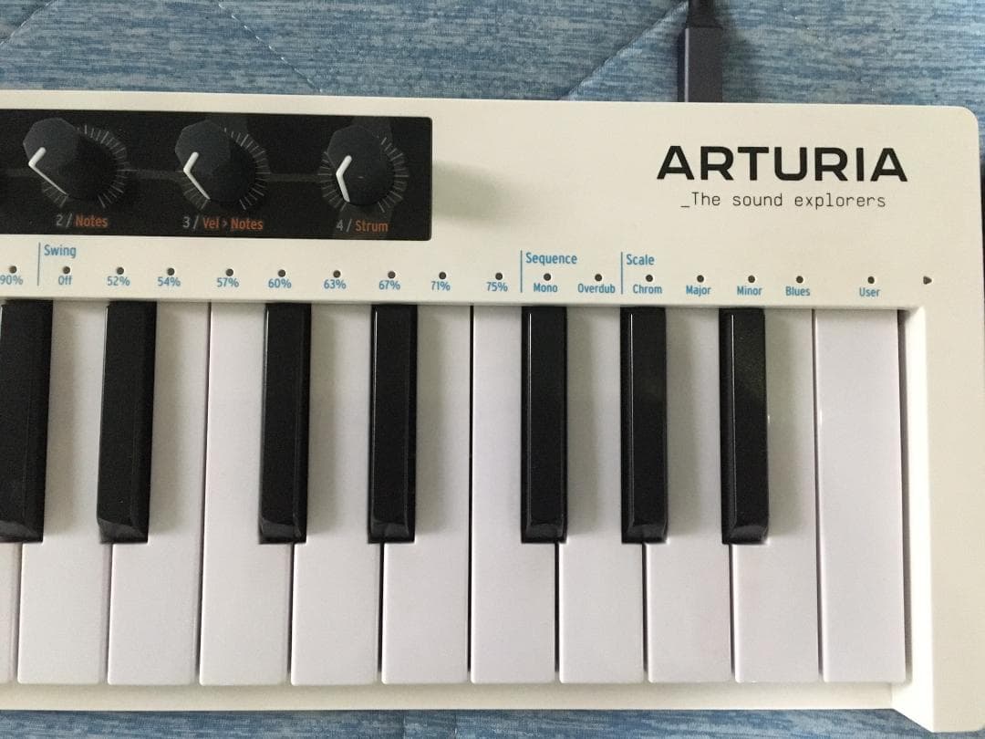 ARTURIA KEYSTEP 37 ホワイト MIDIキーボード
