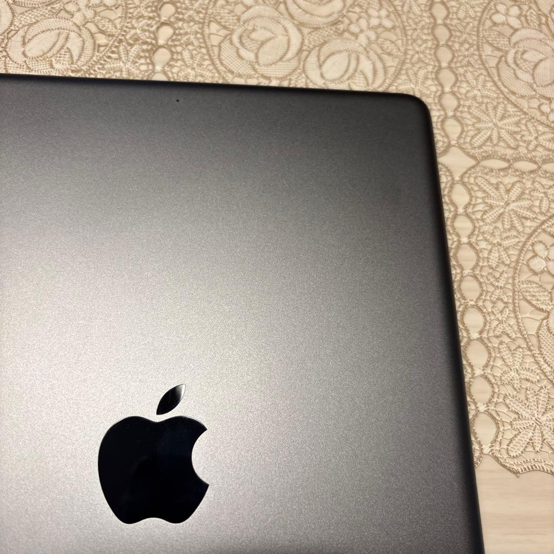 Apple iPad9世代　64GB スペースグレー