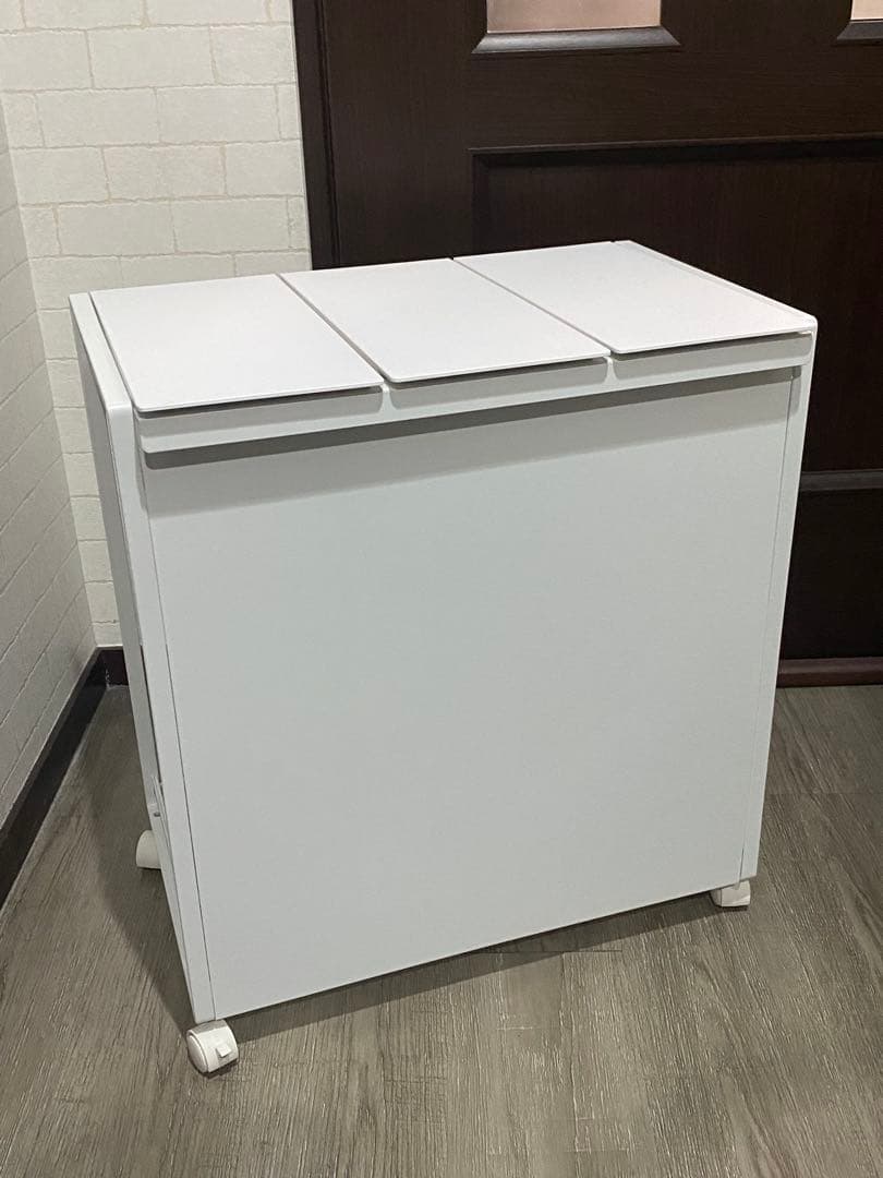 美品 山崎実業 Tower・タワー 目隠し蓋付き 3分別ダストワゴン 白