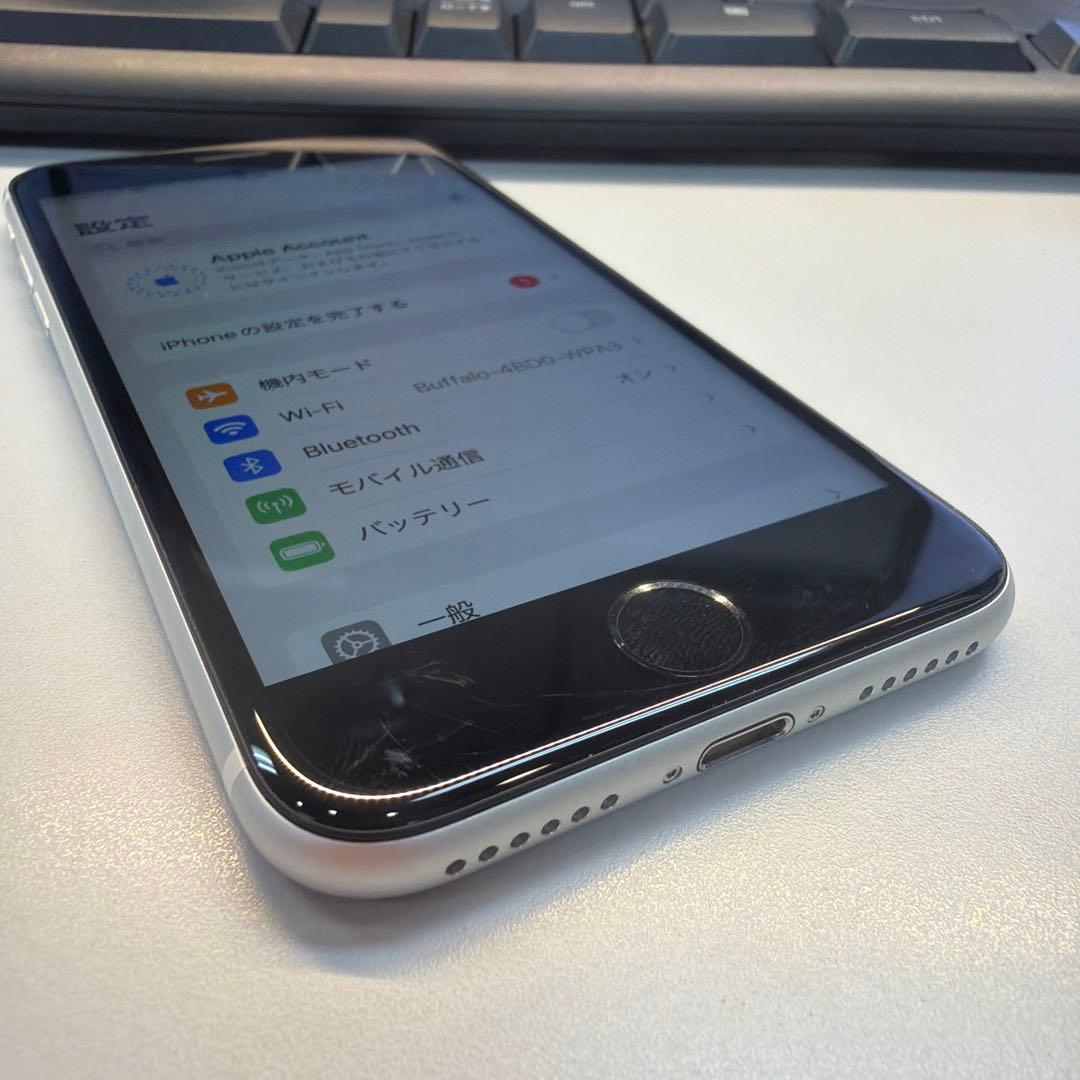 訳ありiPhone SE2 128GB ホワイト100% 再起動することがある
