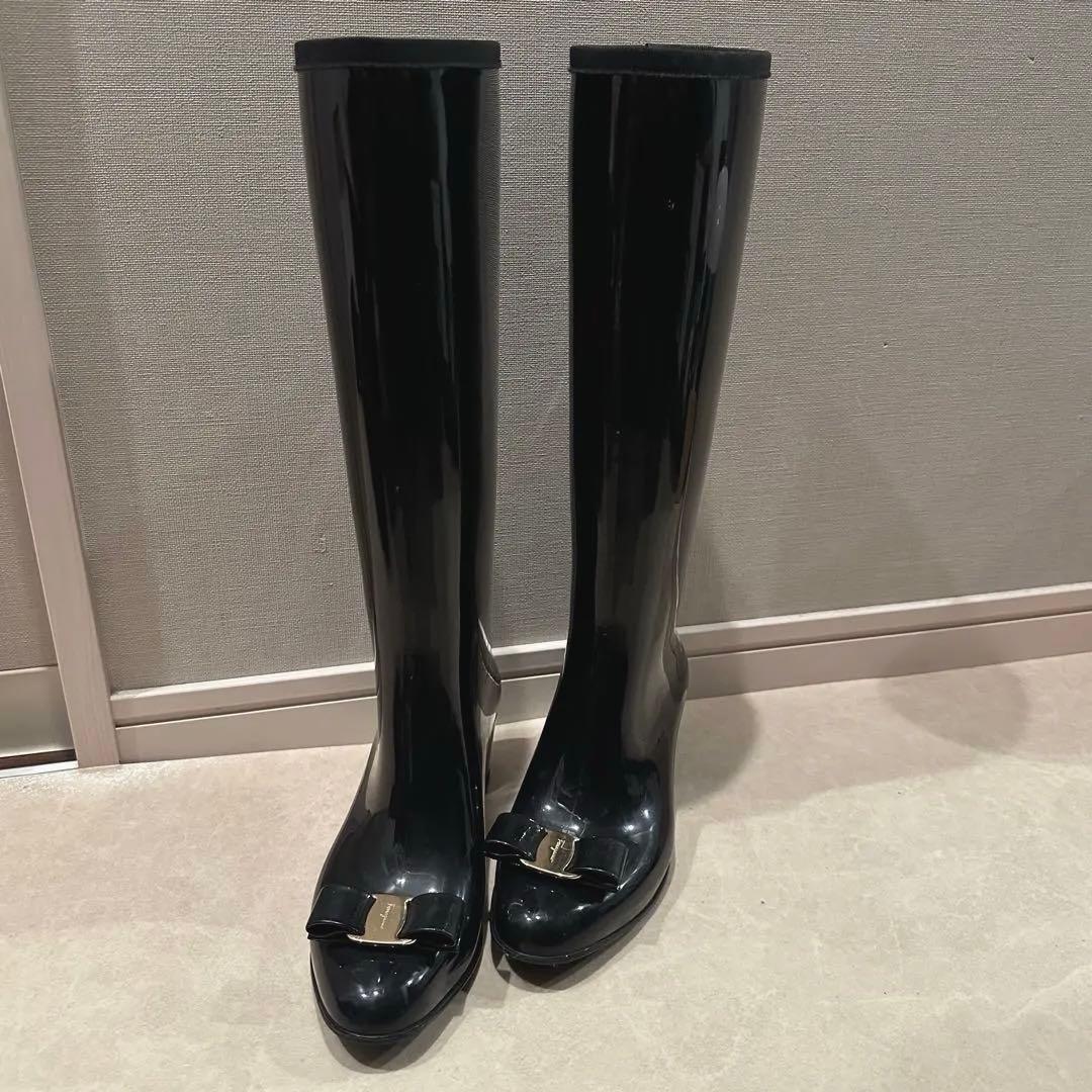 【Ferragamo】フェラガモ ヴァラリボン レインブーツ長靴ブラック雨具6M