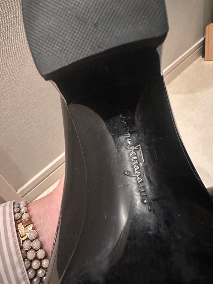 【Ferragamo】フェラガモ ヴァラリボン レインブーツ長靴ブラック雨具6M