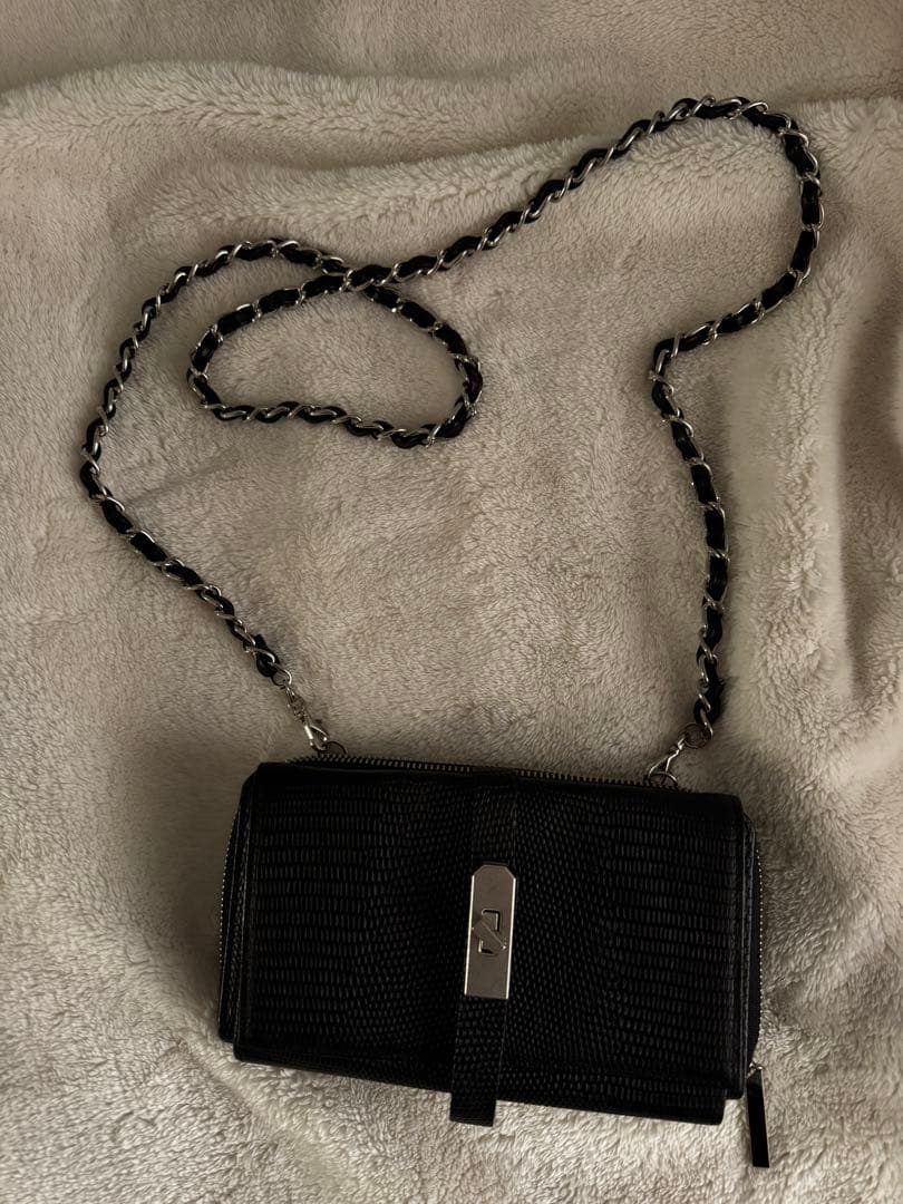 M.U.L. ブラックショルダーウォレット