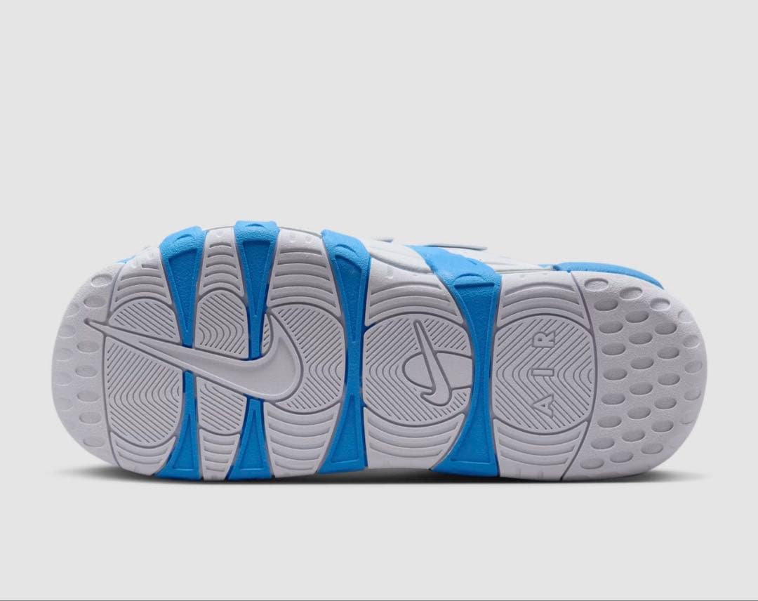 ナイキ エア モア アップテンポ　新品未使用