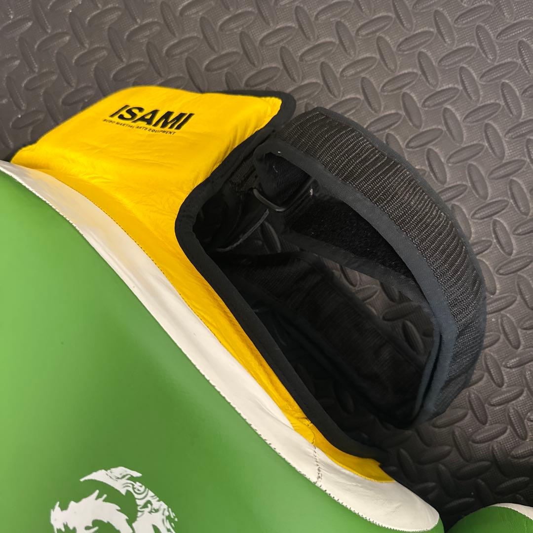 ISAMI ローキックプロテクター