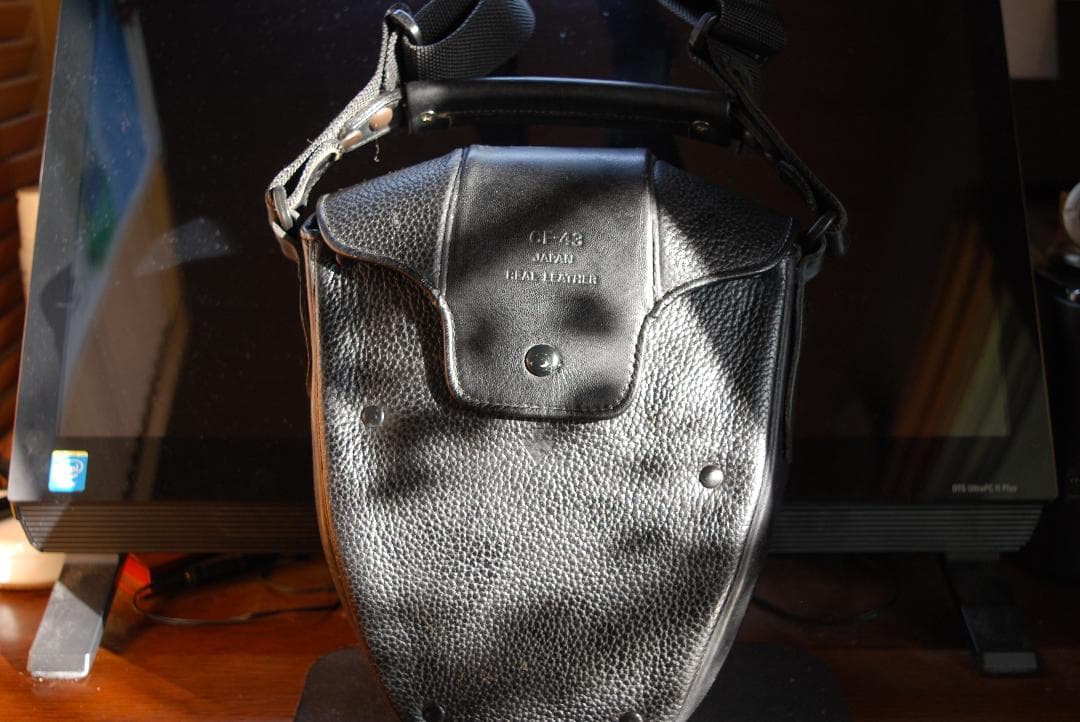 カメラケース   　NIKON本革純正品　「 特注品」値下げ！