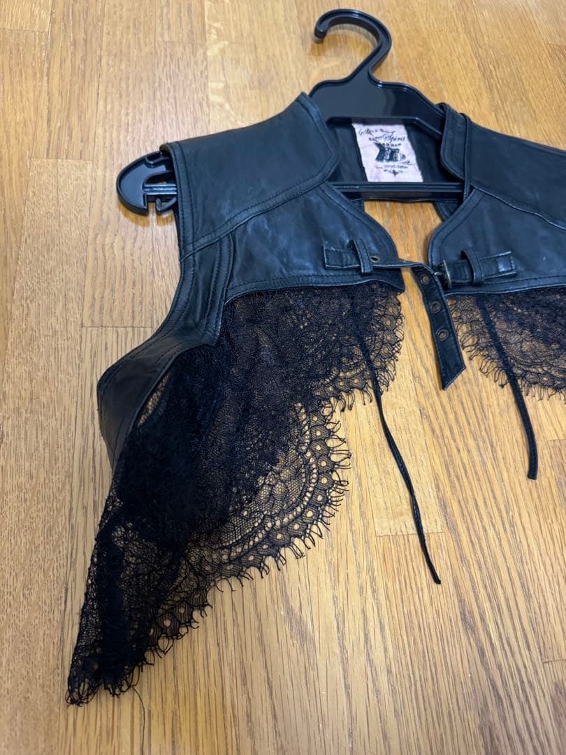 シェアースピリット　シープレザーベスト／ジレ