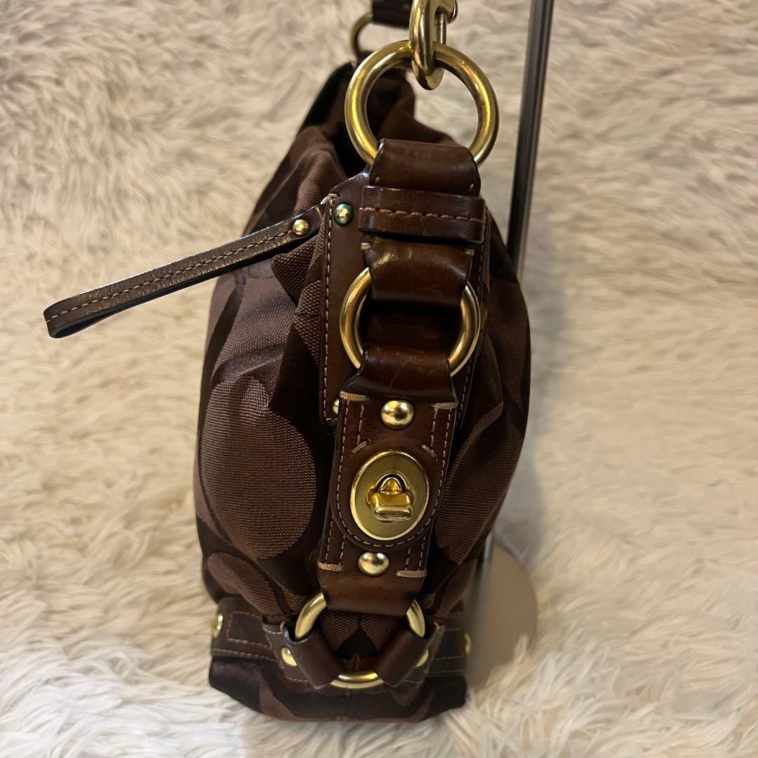 【希少極美品】COACH コーチ ターンロック シグネチャー ワンショルダー