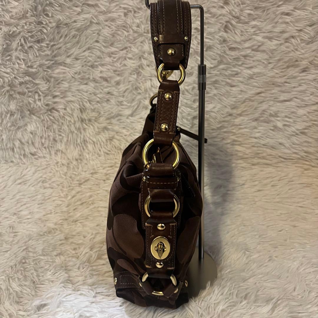 【希少極美品】COACH コーチ ターンロック シグネチャー ワンショルダー