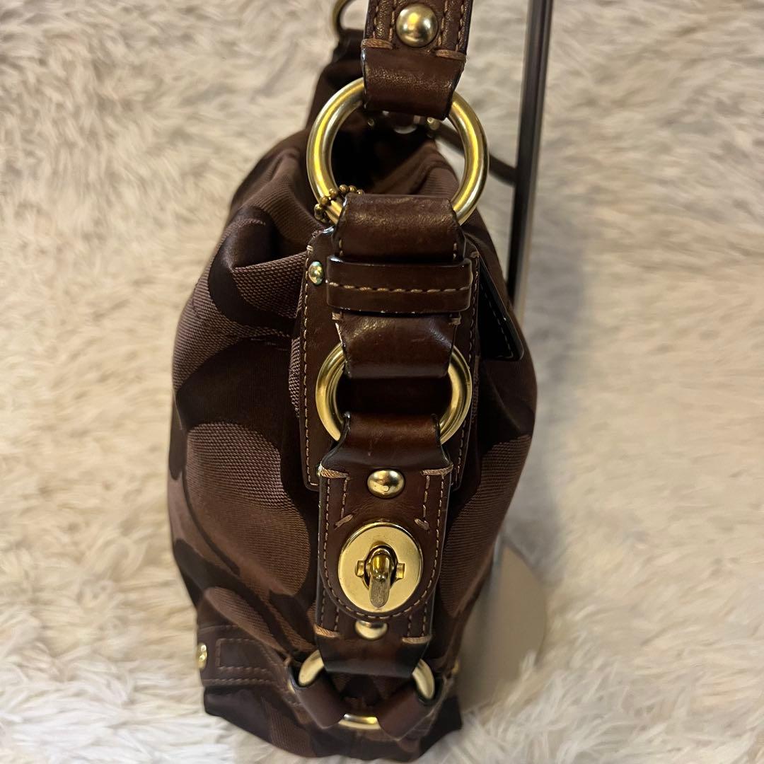 【希少極美品】COACH コーチ ターンロック シグネチャー ワンショルダー