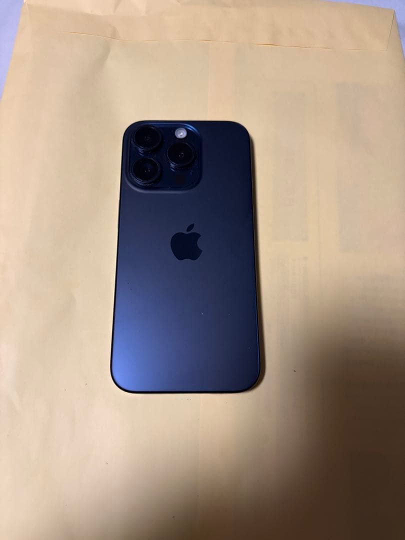 iPhone 15Pro ブルーチタニウム　256gb
