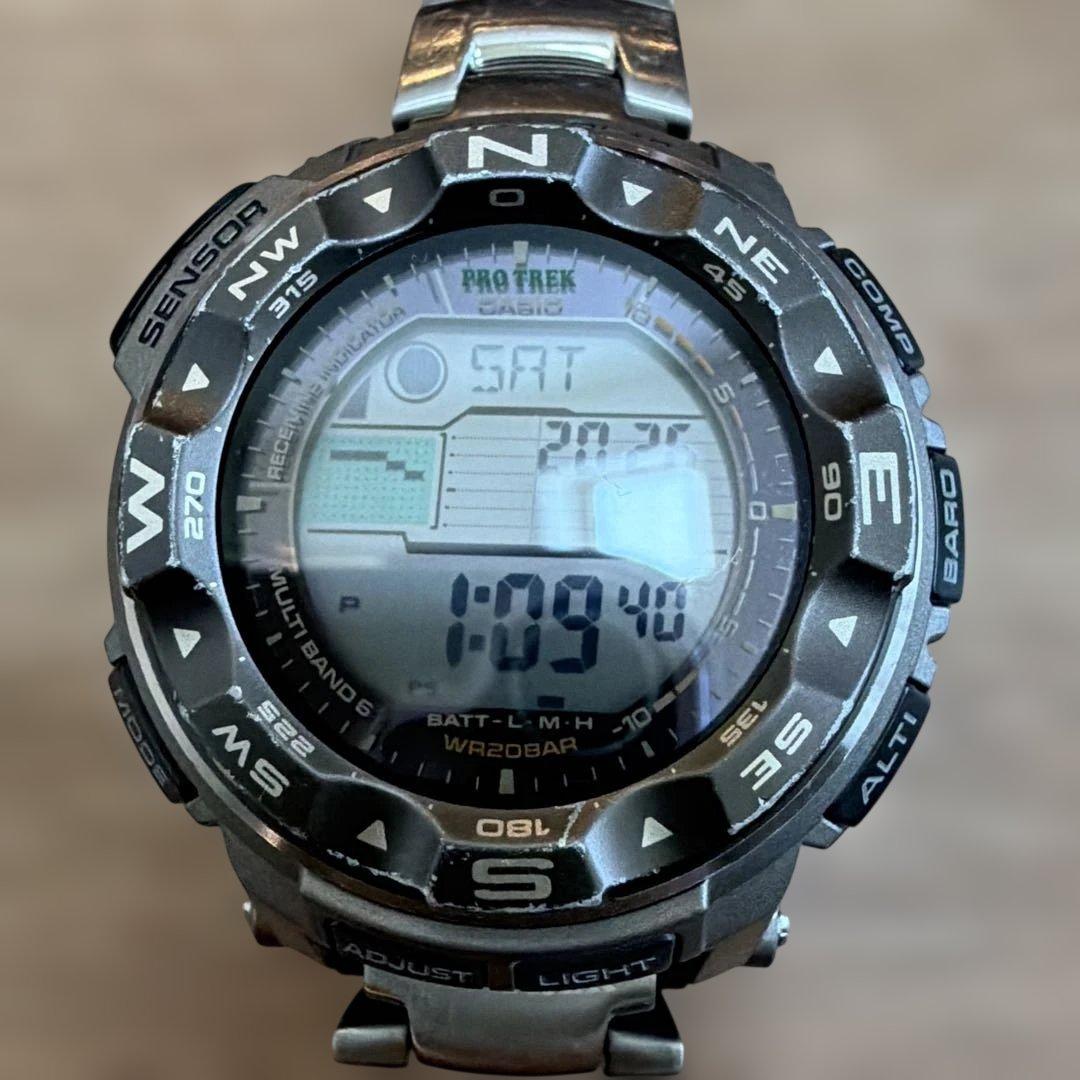 CASIO PRO TREK PRW-2500T シルバー
