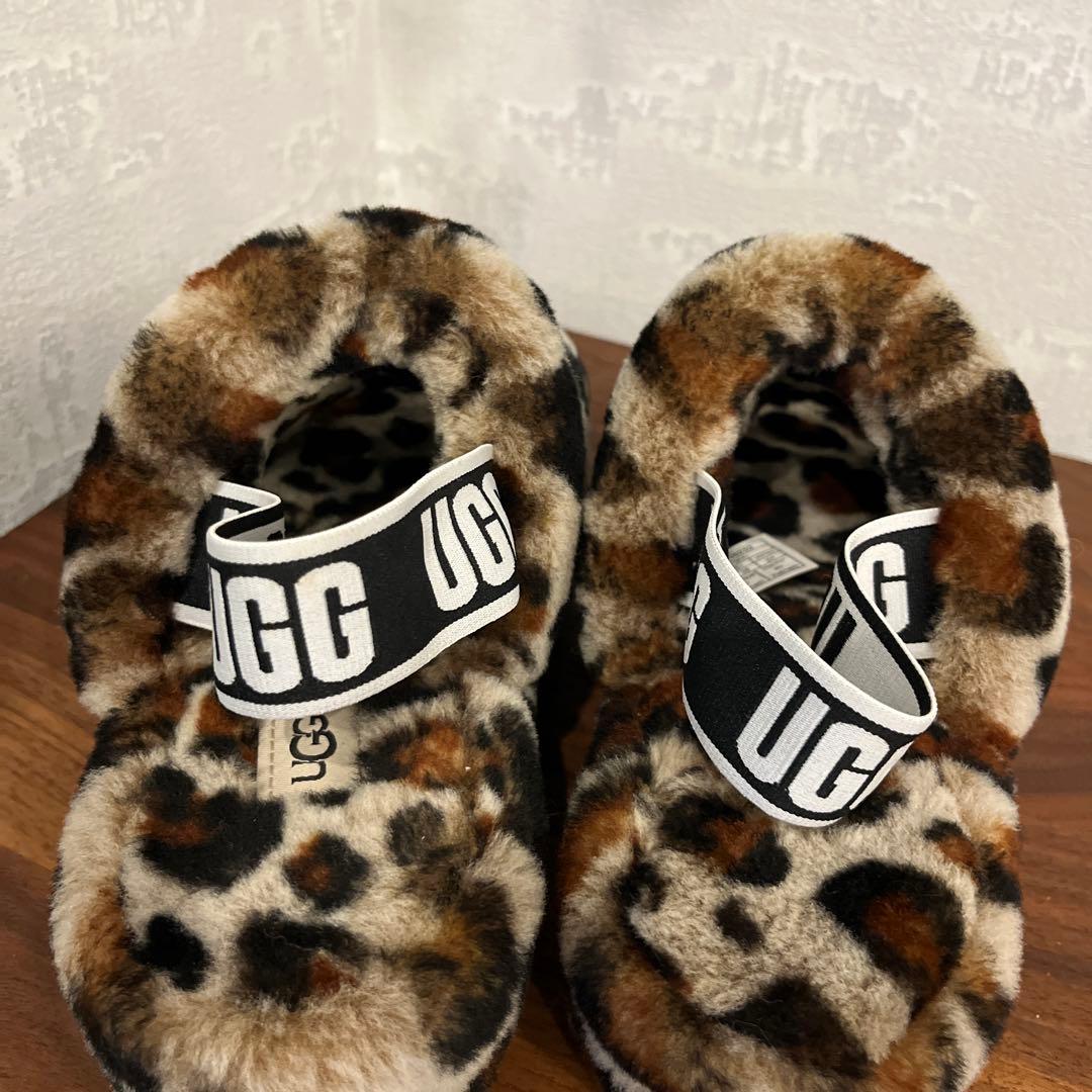 UGG ヒョウ柄 ファーサンダル