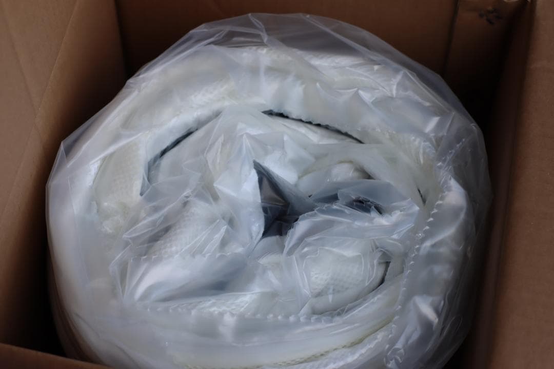 真空圧縮ロールでお届け 薄型ボンネルコイルマットレス　セミダブル　ホワイト