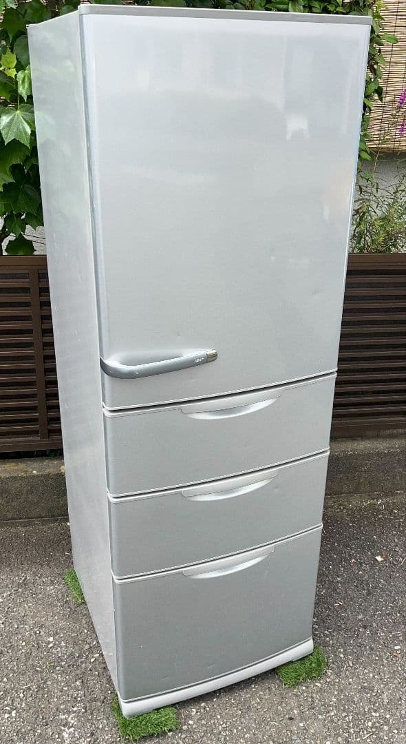 特価アクア大型4ドア冷凍冷蔵庫　355L フレッシュルーム　LED照明