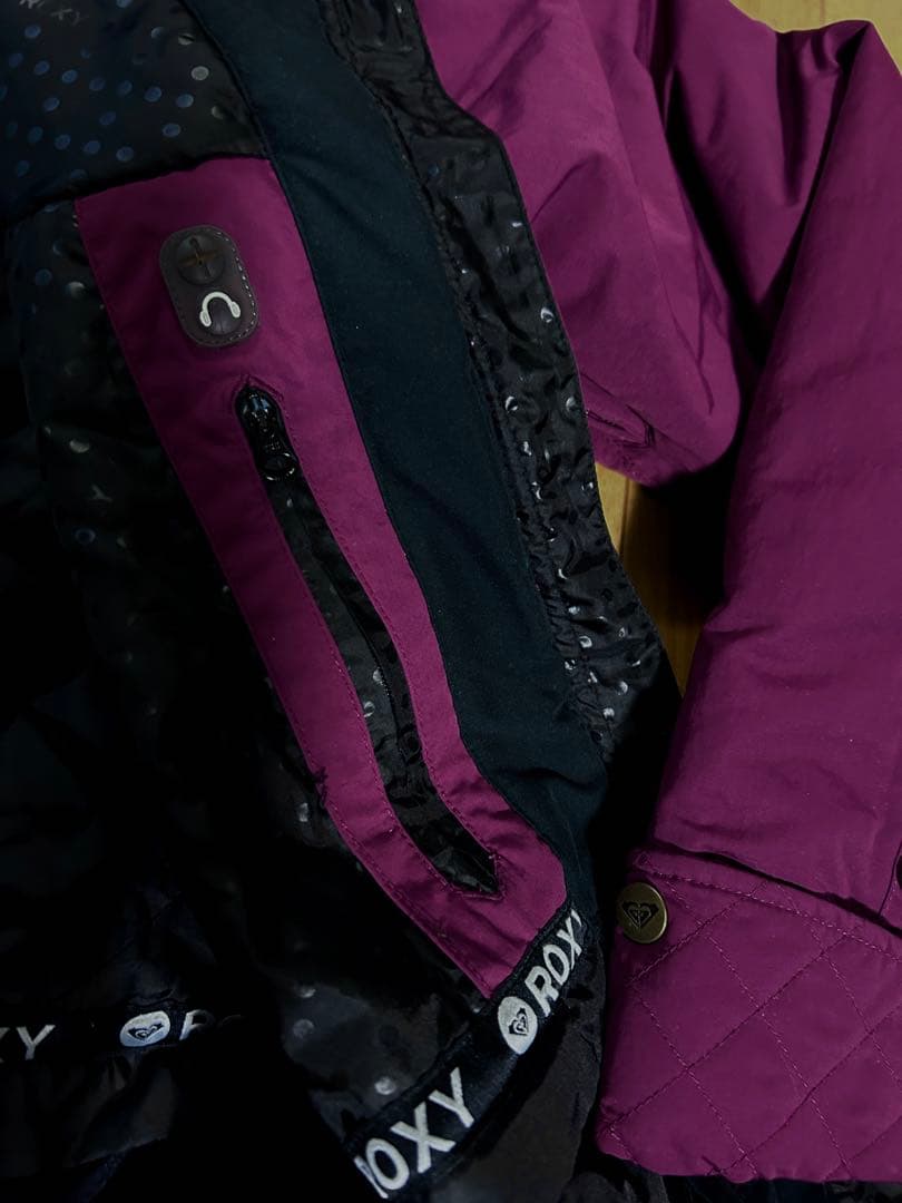 美品★ROXY スノーボードジャケット 防水10K パープル　Ｌ　スキー　ウェア