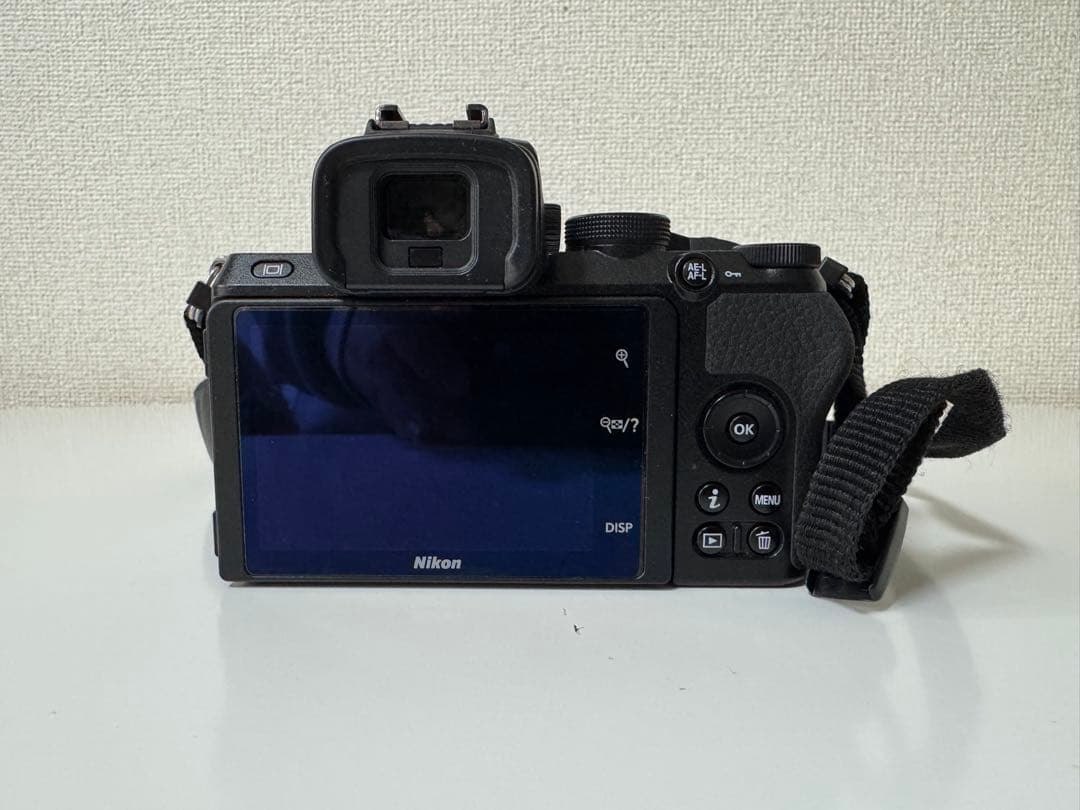 【美品】Nikon Z50 ダブルレンズキット+28mm単焦点レンズ