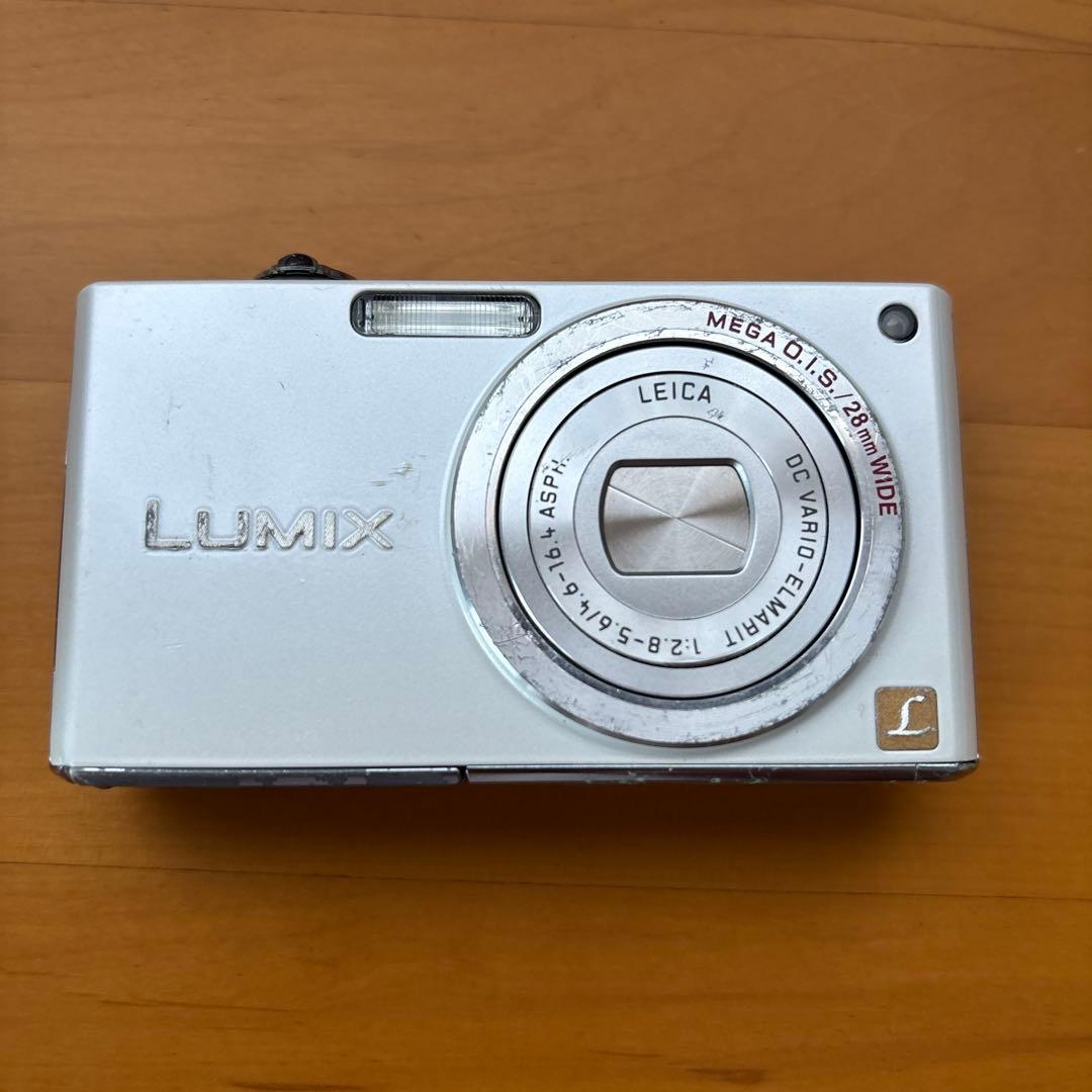 LUMIX fx33 ホワイト　付属品、箱　　SDカード付き