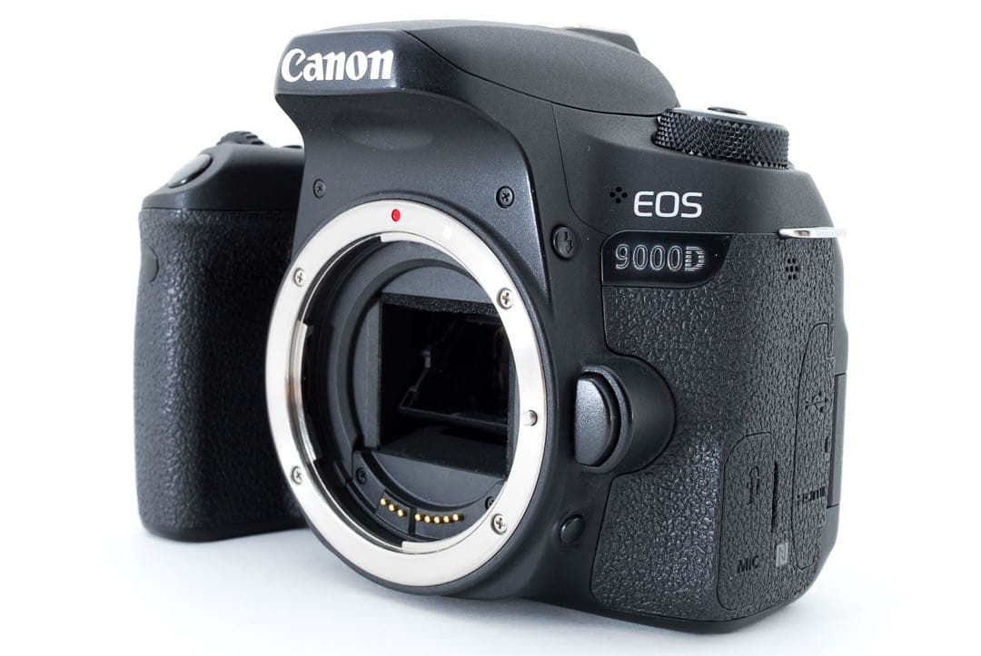 一眼レフカメラ　Canon EOS 9000D標準＆望遠ダブルレンズセット