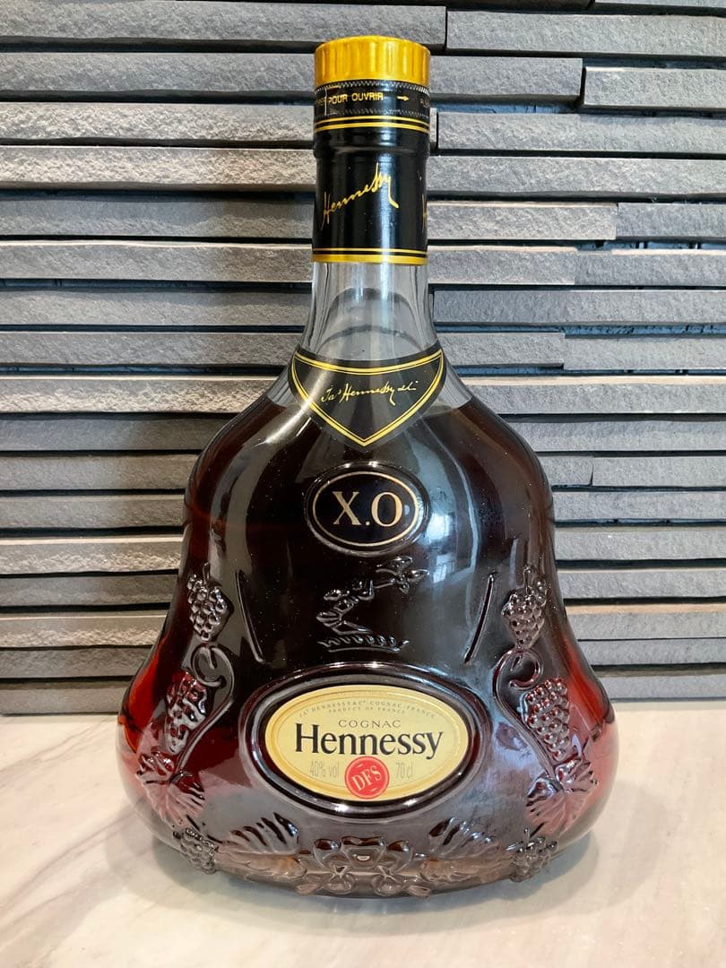 Hennessy XO コニャック 700ml 金キャップ 限定ラベル