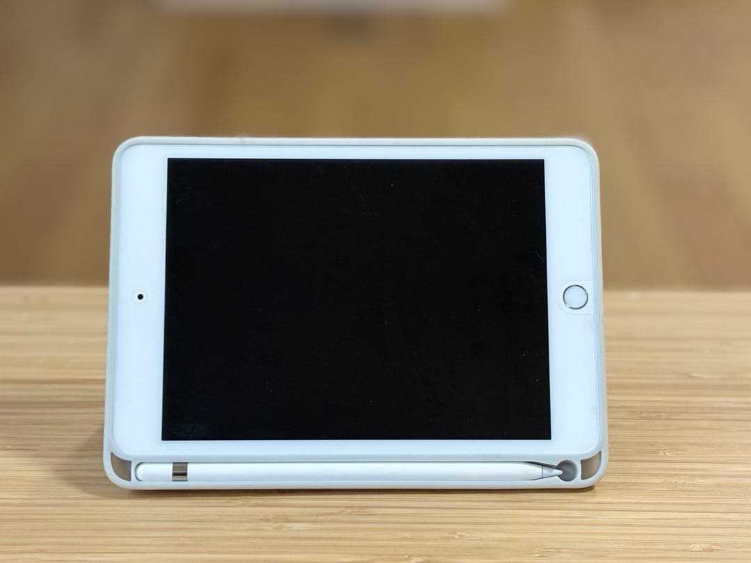 【セット】iPad mini4 64GB WiFi+ApplePencil