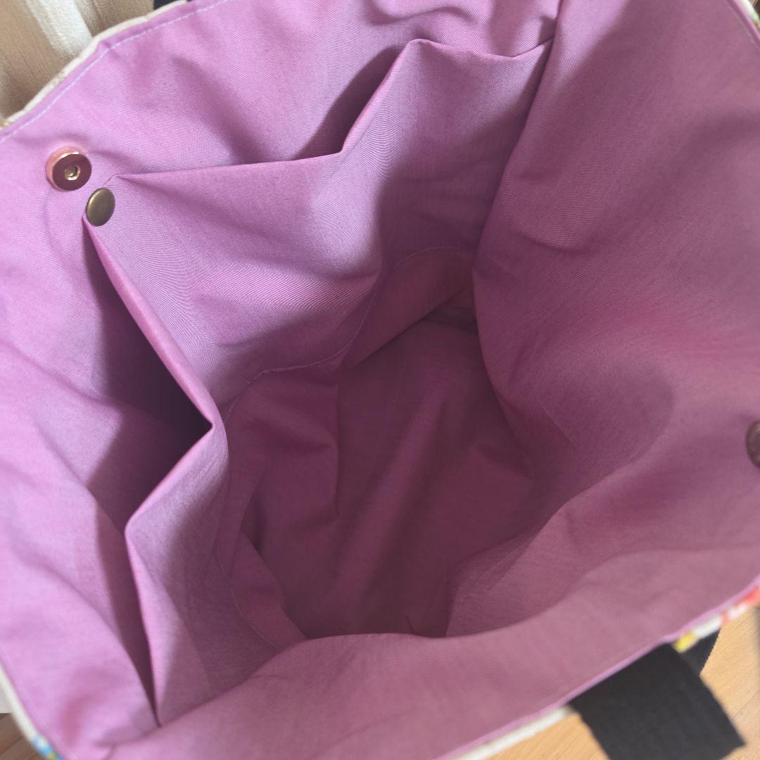 ●いちご●双子もふもふシマエナガ　ハンドメイド　キルト