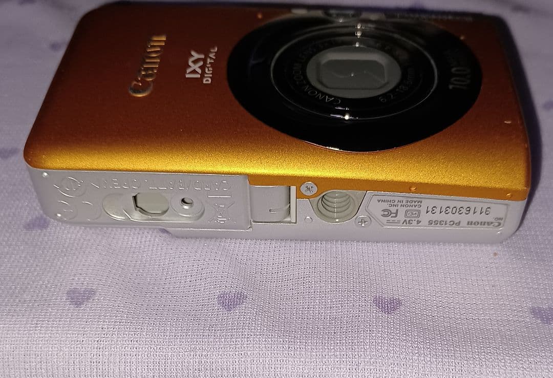 Canon　ixy digital 110is オレンジ　デジタルカメラ