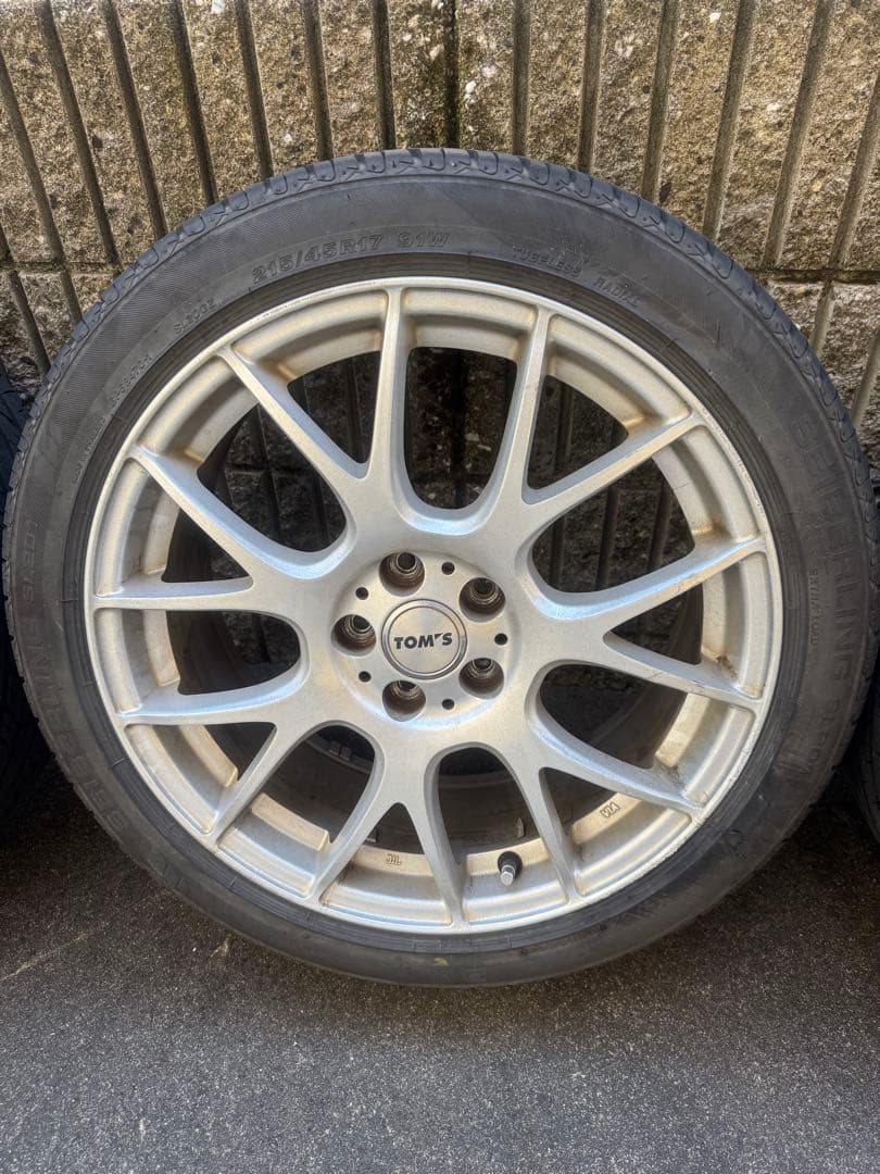 toms 17インチ ホイールタイヤセット