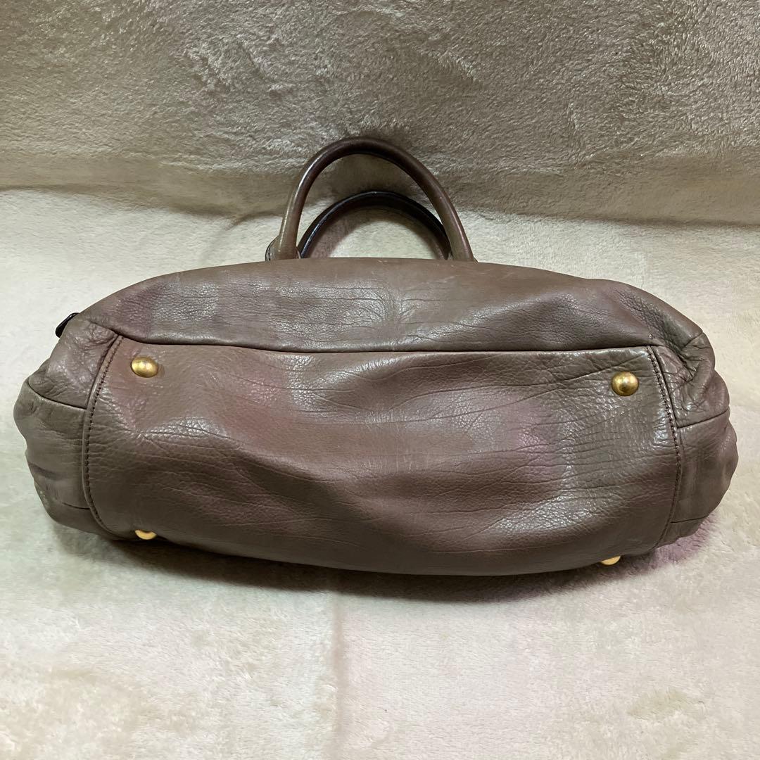 ミュウミュウ　ハンドバッグ