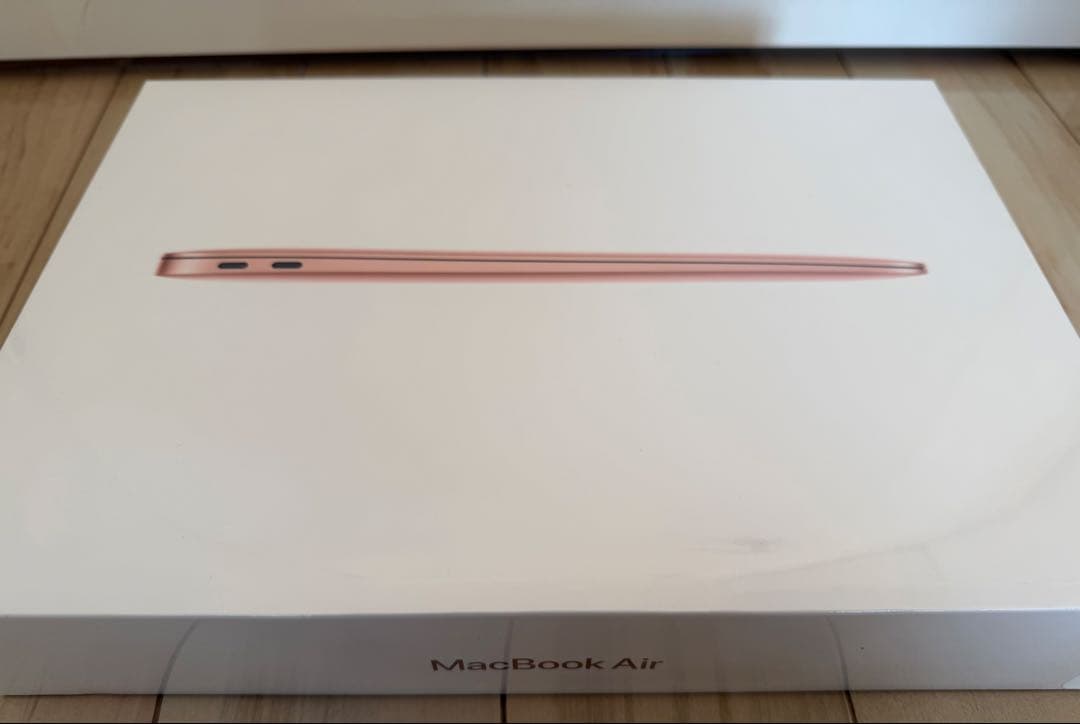 新品未開封　Apple MacBook Air 13インチ M1 256GB