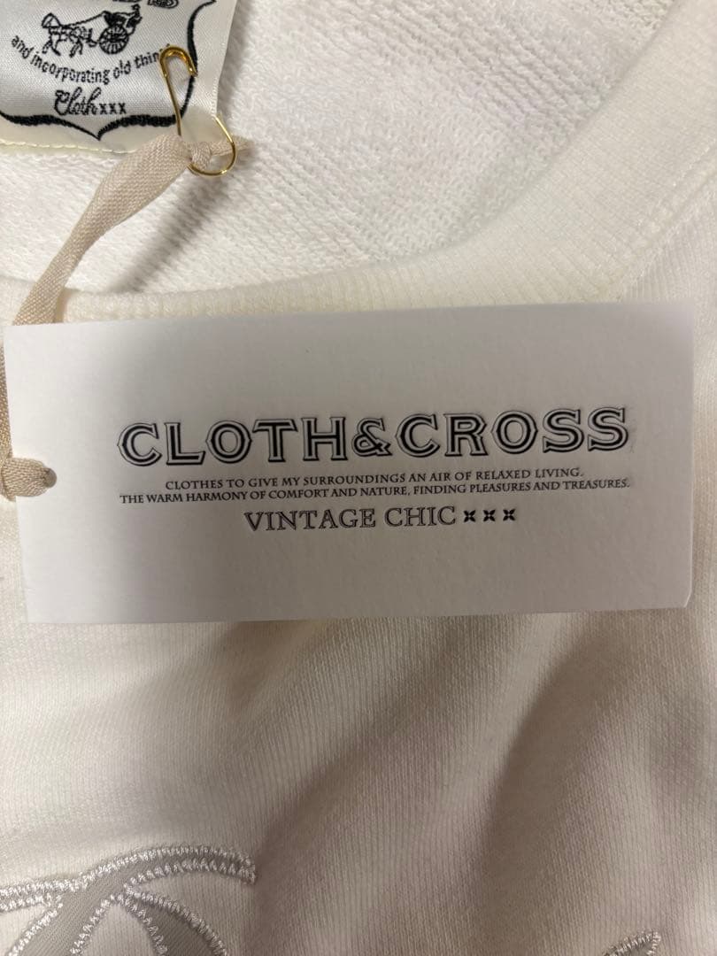 最終値下げ　新品・タグ付き クロス&クロス Basicアップリケ刺繍トレーナー