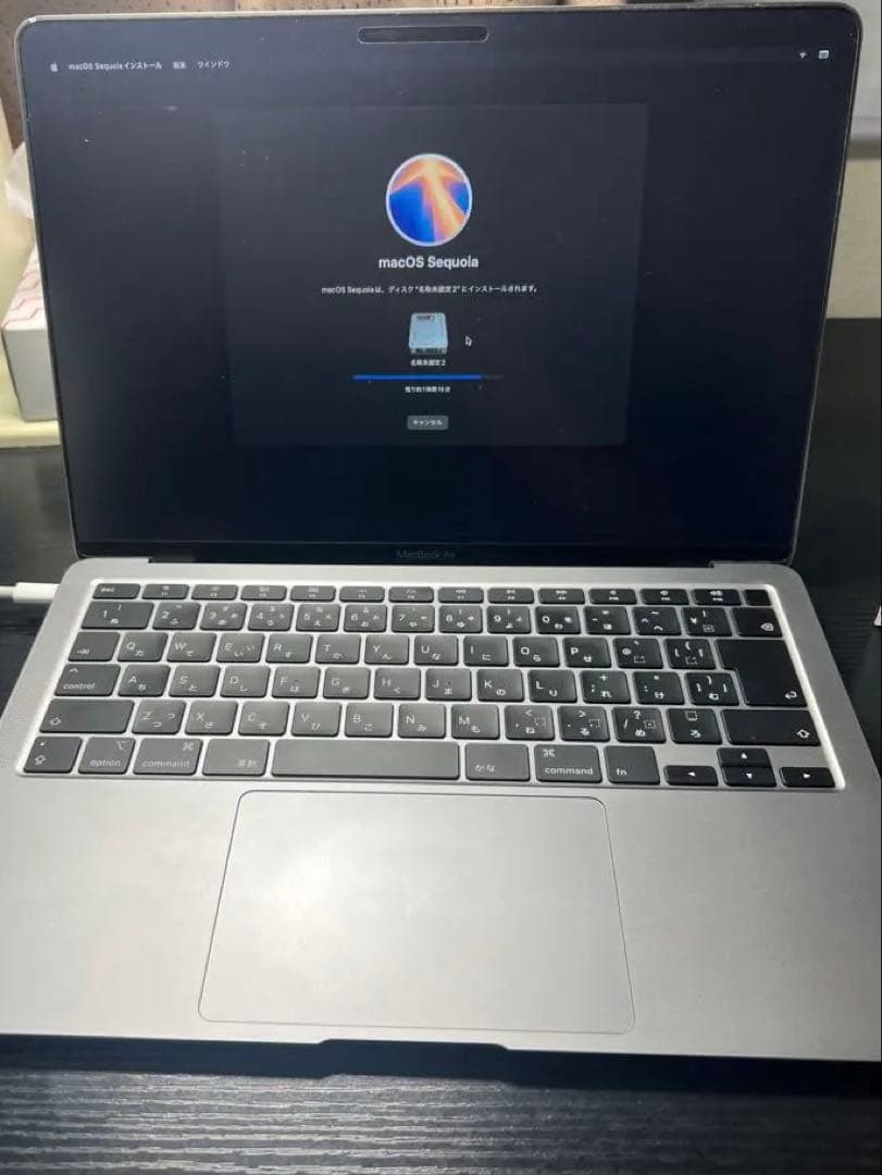 Macbook Air 2020 Core i3 シルバー
