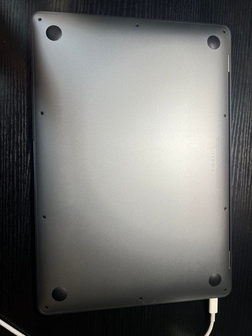 Macbook Air 2020 Core i3 シルバー