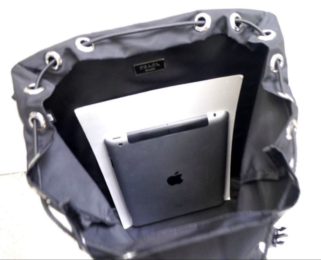 美品◆ PRADA プラダ V135 男女可 ナイロン リュック バックパック黒