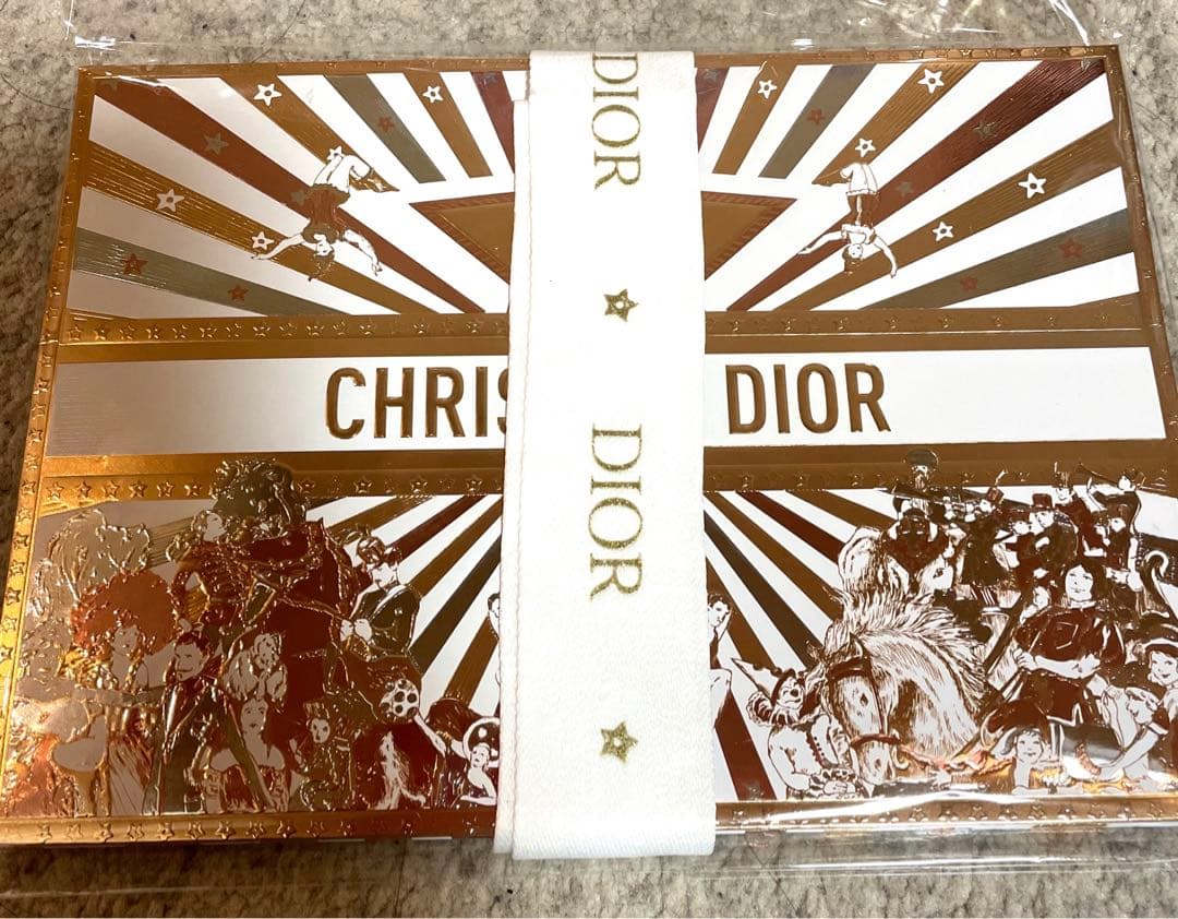 ディオールショウ サンク クルール（ホリデー コレクション 2025 限定品）