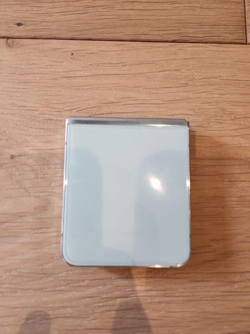 Samsung Z Flip5 256GB ミント SIMフリー 良品 即発送