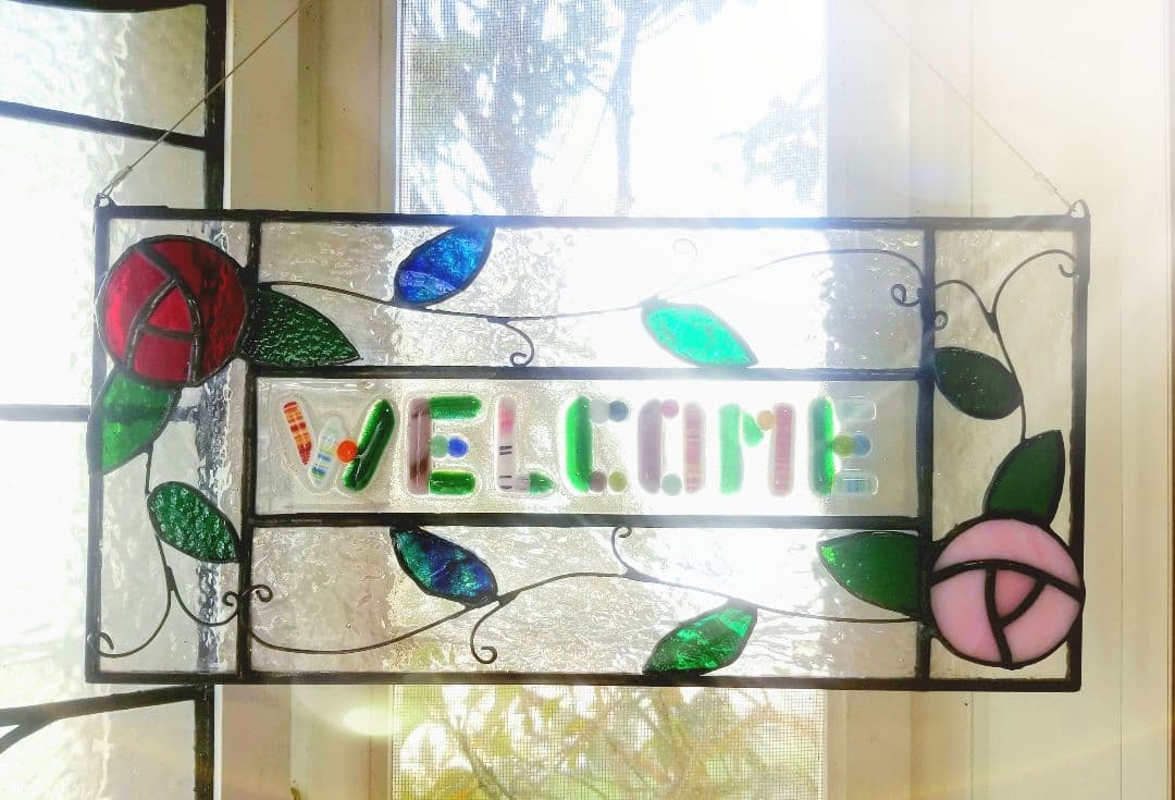 ステンドグラス　ローズモチーフのウェルカムボード(スタンド付き)