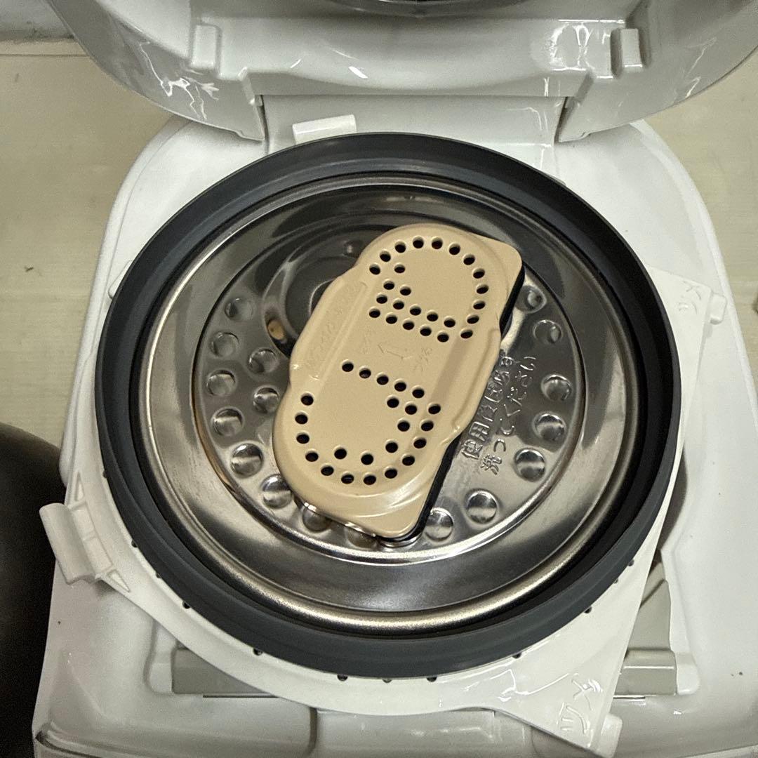 ZOJIRUSHI NP-RN05 象印 圧力IH炊飯ジャー 3合 24年製