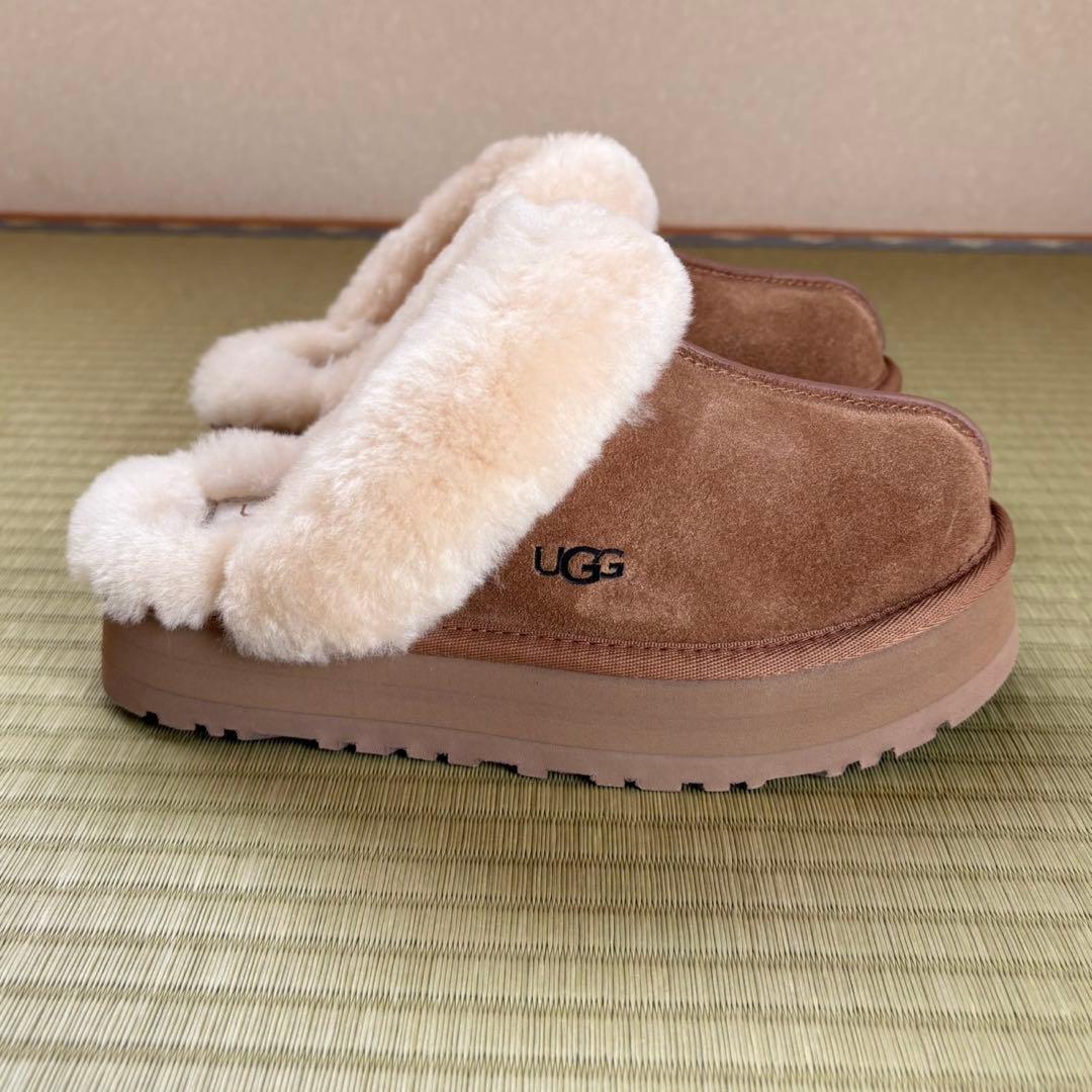 【新品】UGG アグ ディスケット チェスナット 23cm